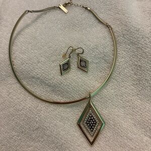 White House Black Market Gold Necklace with Purple Pendant and Earrings